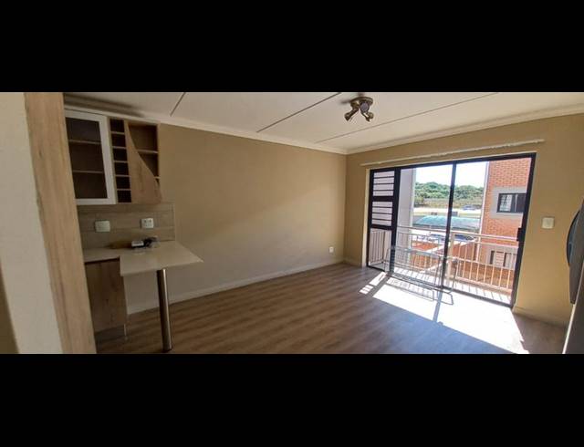 2 BEDROOM APARTMENT FOR SALE IN ROODEPLAAT DAM